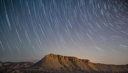 爱游戏登录入口-利雅得新月中场核心发挥出色，利雅得新月足球俱乐部