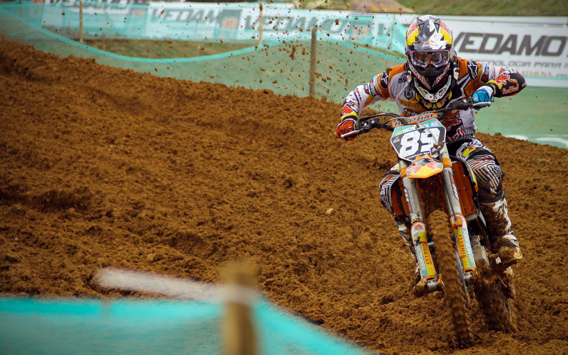 AYX官网-久攻不下的较量，防守成为胜局关键！，防守的人永远赢不了进攻的人